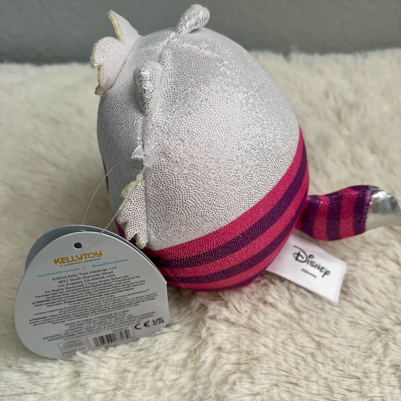 Cheshire Cat Disney Squishmallow - Picture 4 of 6